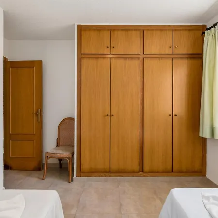 Apartment Arenal 1 - Plusholidays *